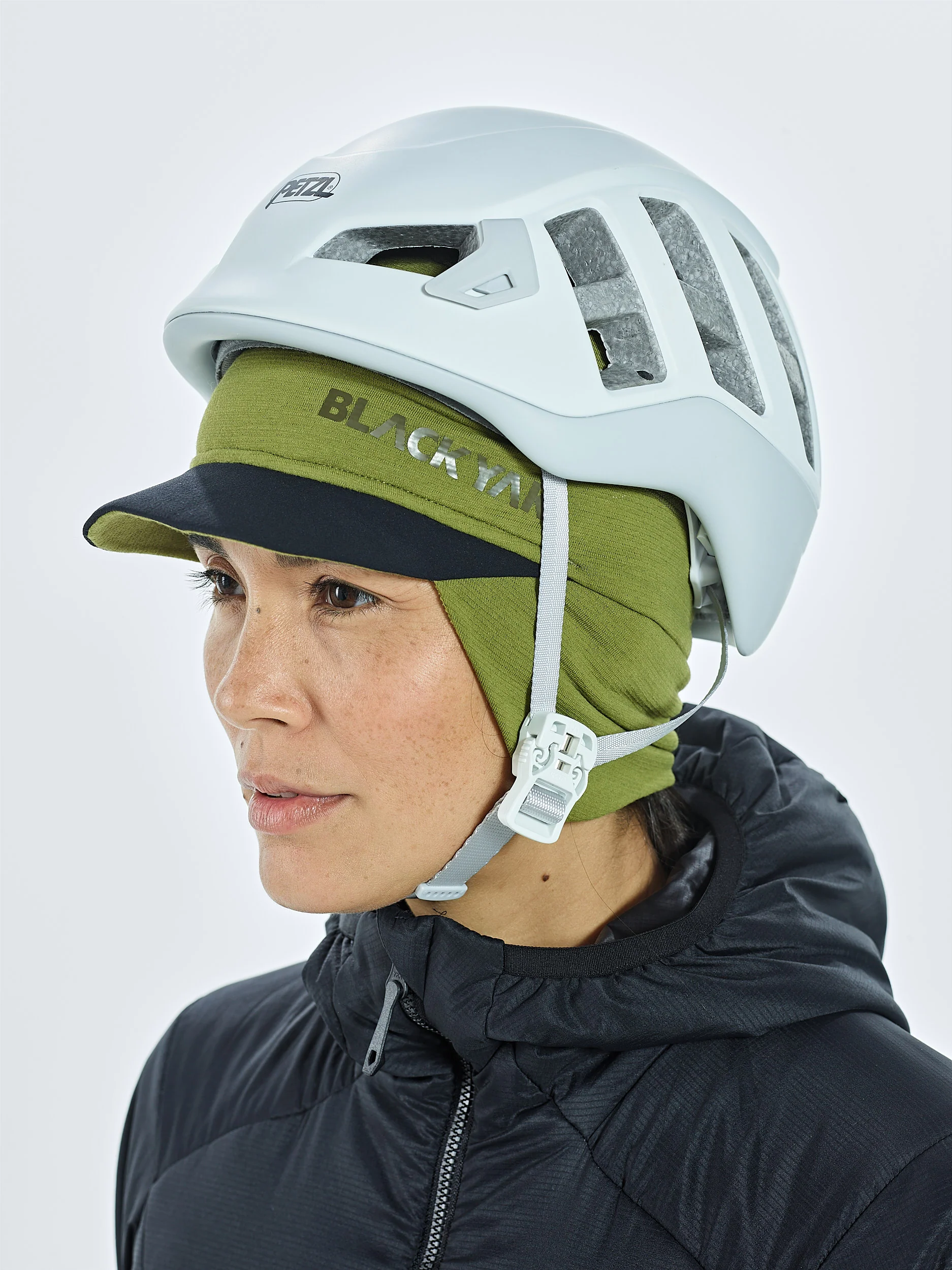 CHAGO FLEECE VISOR OVER EAR CAP - Image 14
