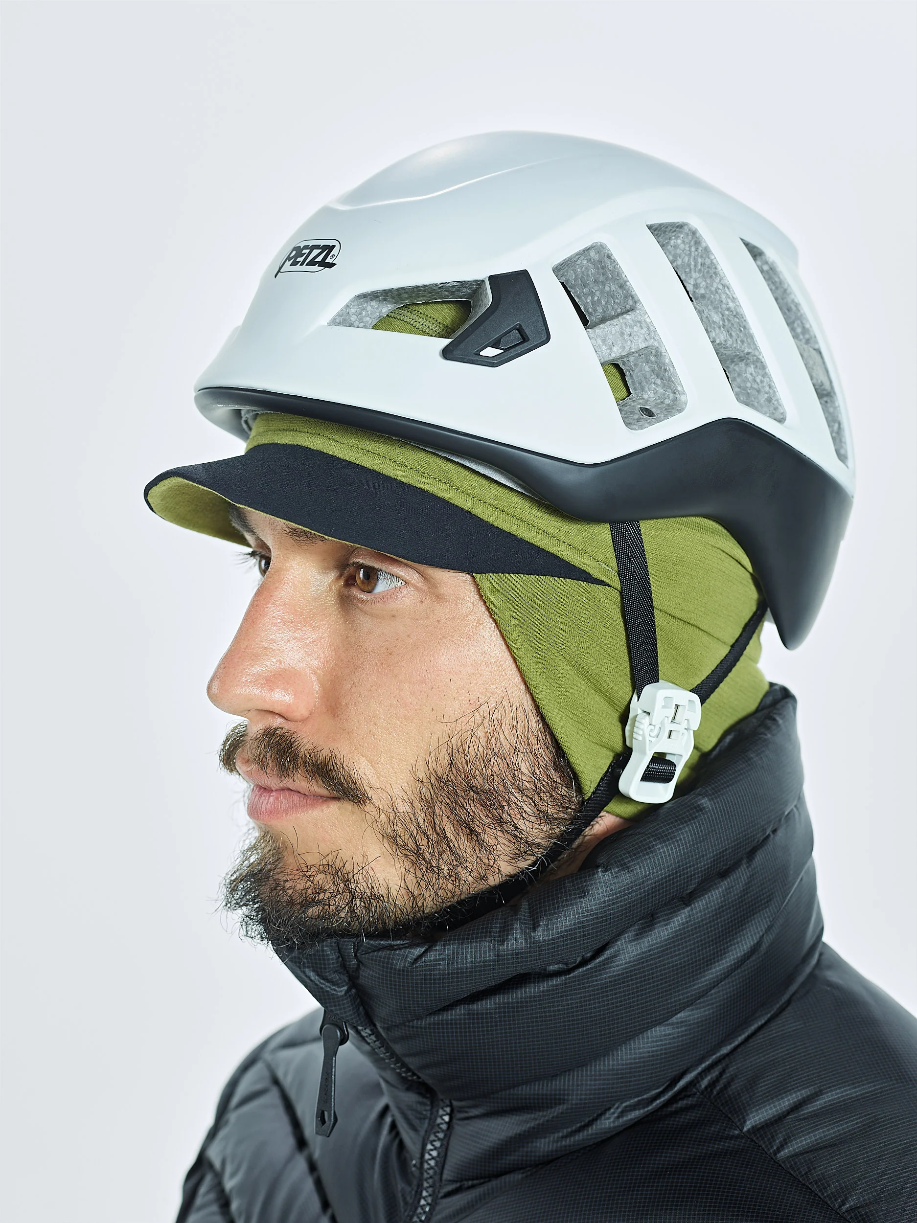 CHAGO FLEECE VISOR OVER EAR CAP - Image 18