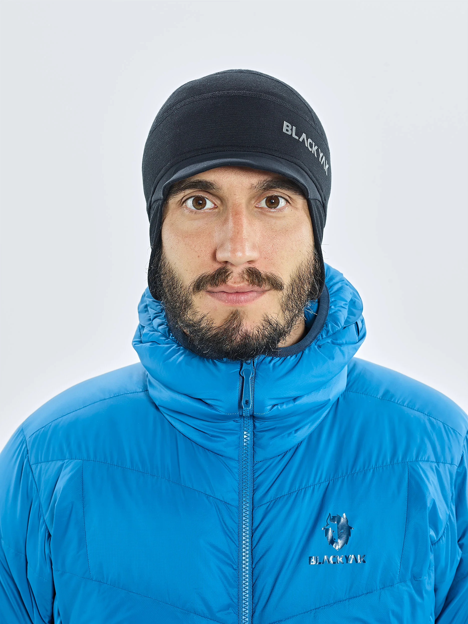 CHAGO FLEECE VISOR OVER EAR CAP - Image 3