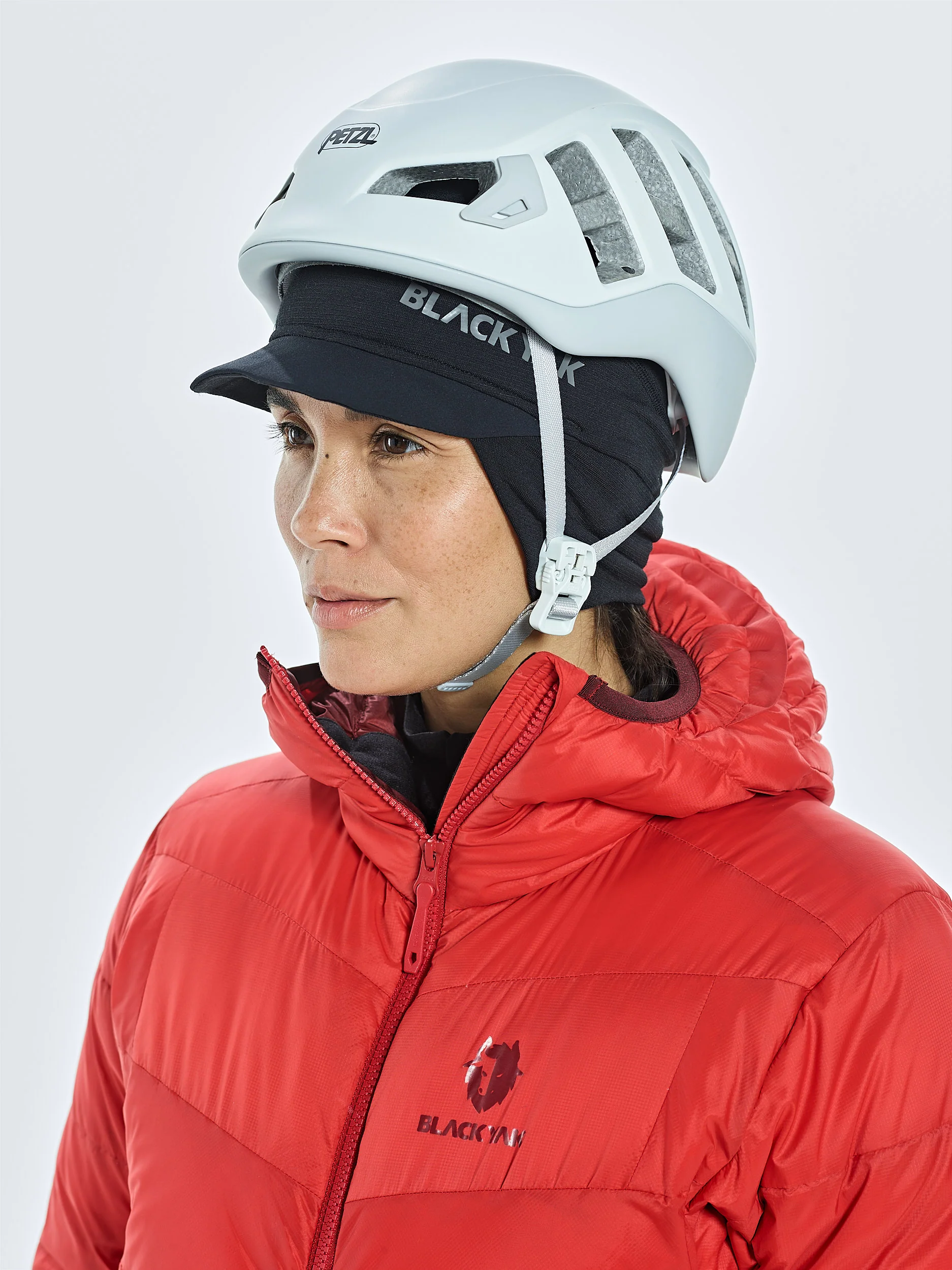 CHAGO FLEECE VISOR OVER EAR CAP - Image 9