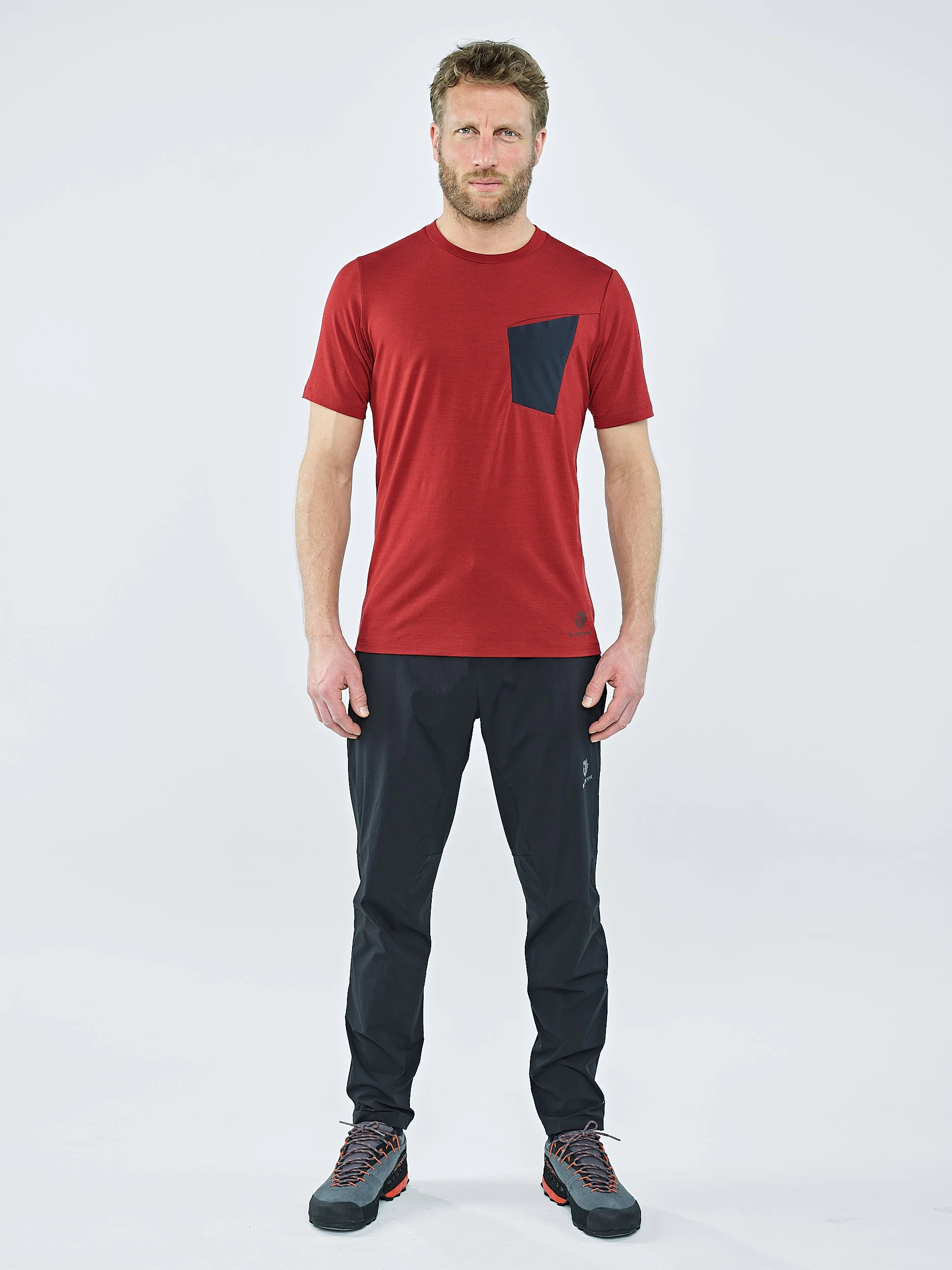 HERREN MEWATI CHEST POCKET T-SHIRT - Image 15