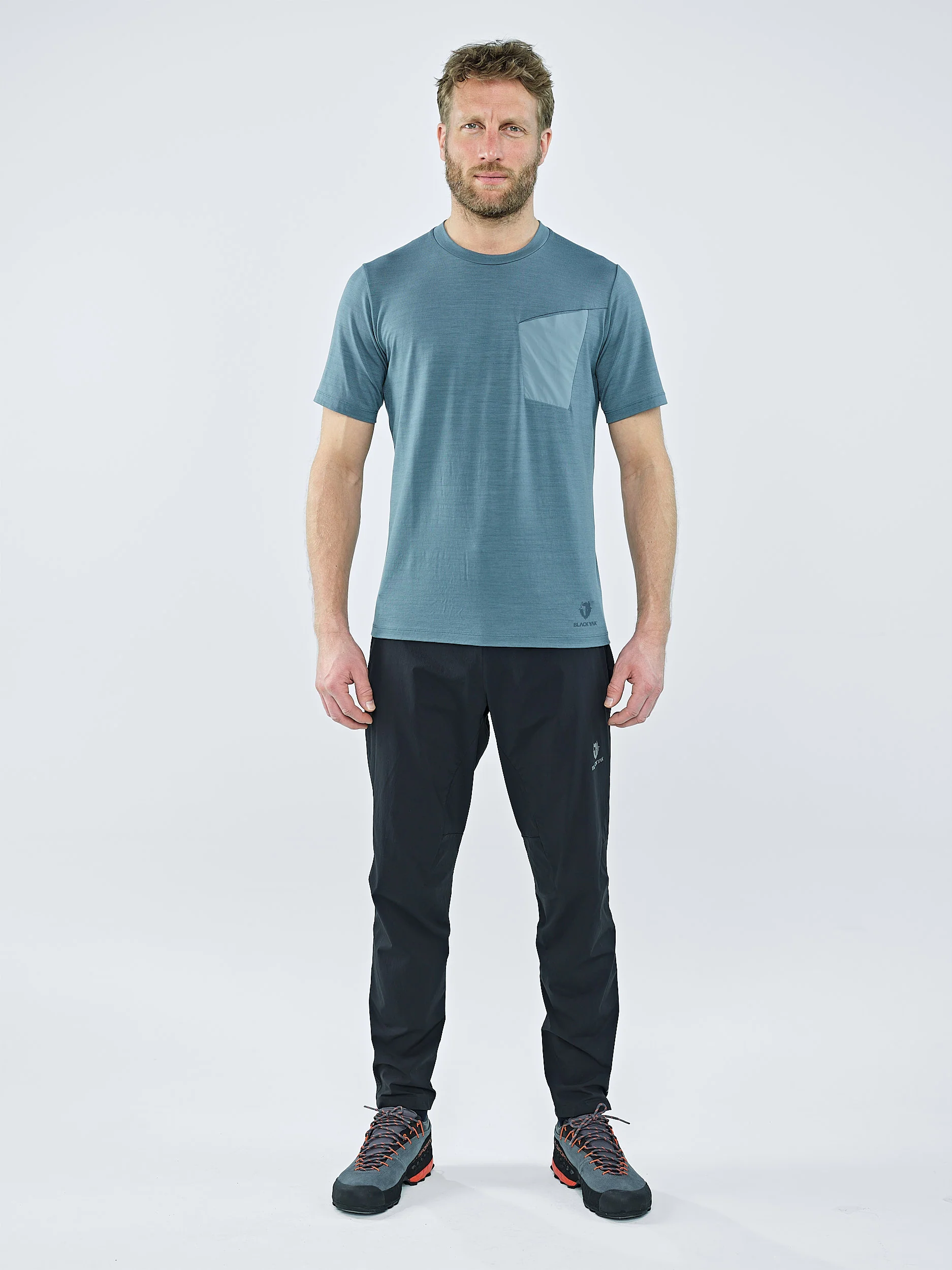 HERREN MEWATI CHEST POCKET T-SHIRT - Image 23