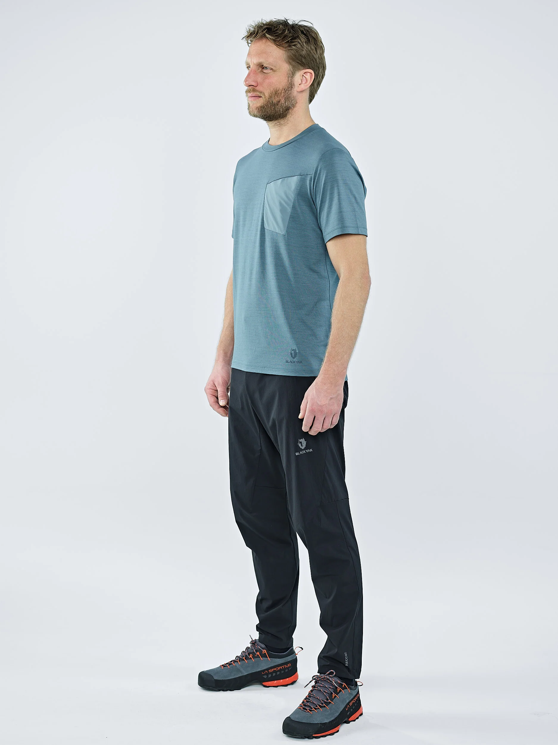HERREN MEWATI CHEST POCKET T-SHIRT - Image 24